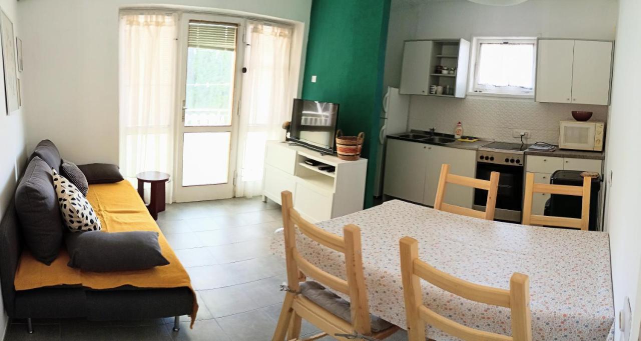 Apartment Brcic Биоград-на-Мору Экстерьер фото